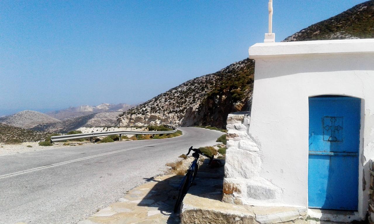 Church at Agios Trifonas pass