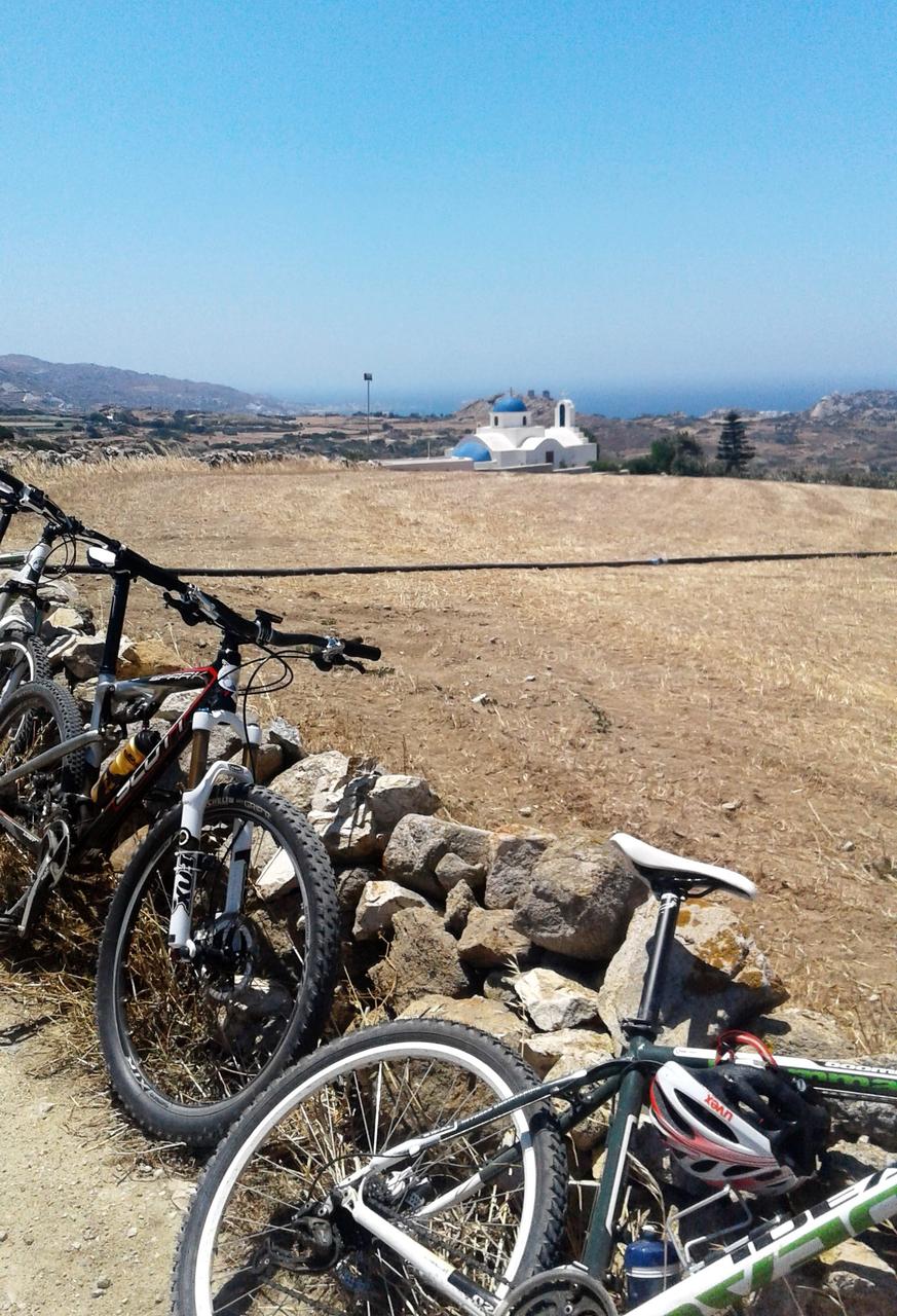 Taking a break on a group MTB ride